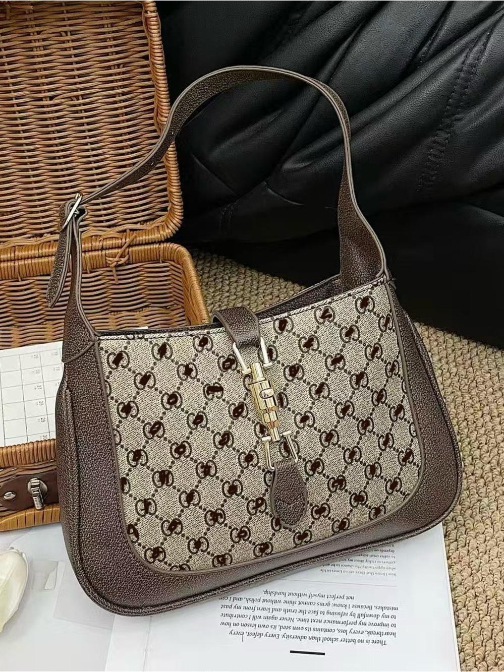 New women’s brown fashion shoulder bag